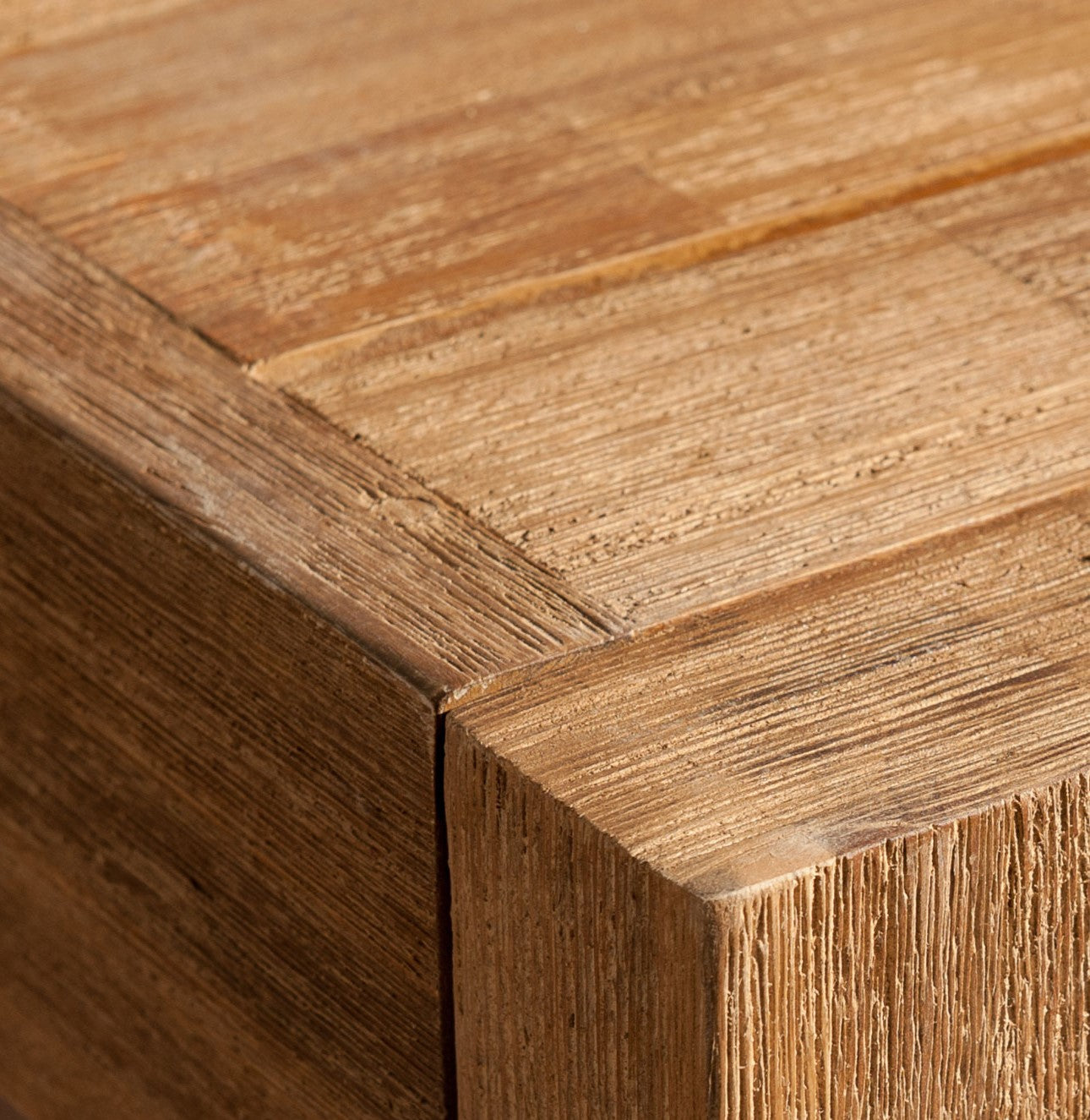 DetailsTableBorneoa03f47dbf9264be5aca70f0a4eec1220 Mobellianova