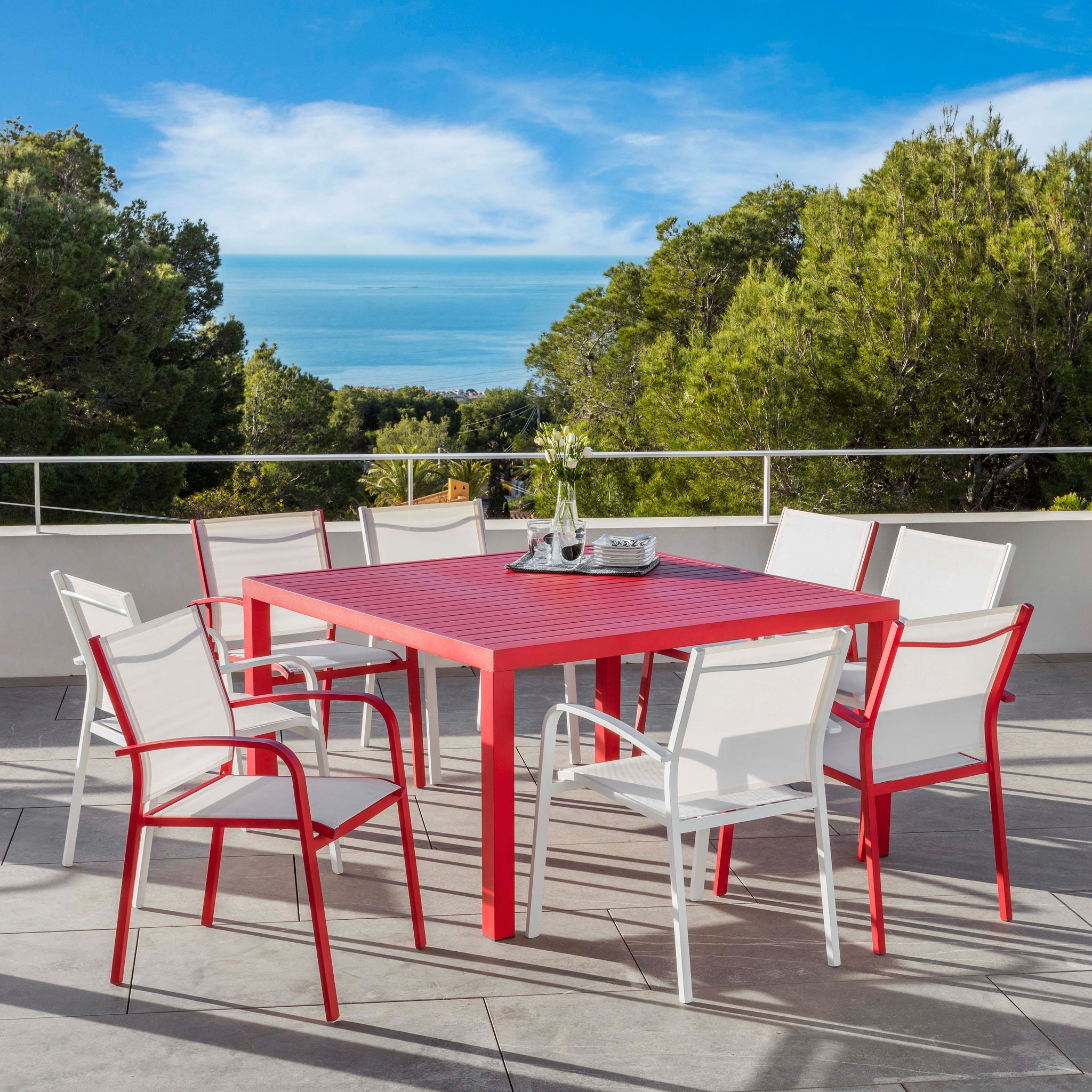 TABLEDEJARDINMURANO136X136ROUGE Mobellianova